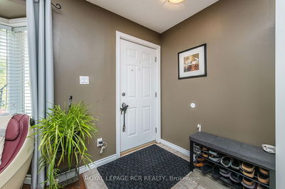 Unit 106 — 90 Lawrence Ave, Orangeville - Orangeville image-0-2