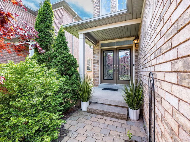 5852 Terrapark Trail