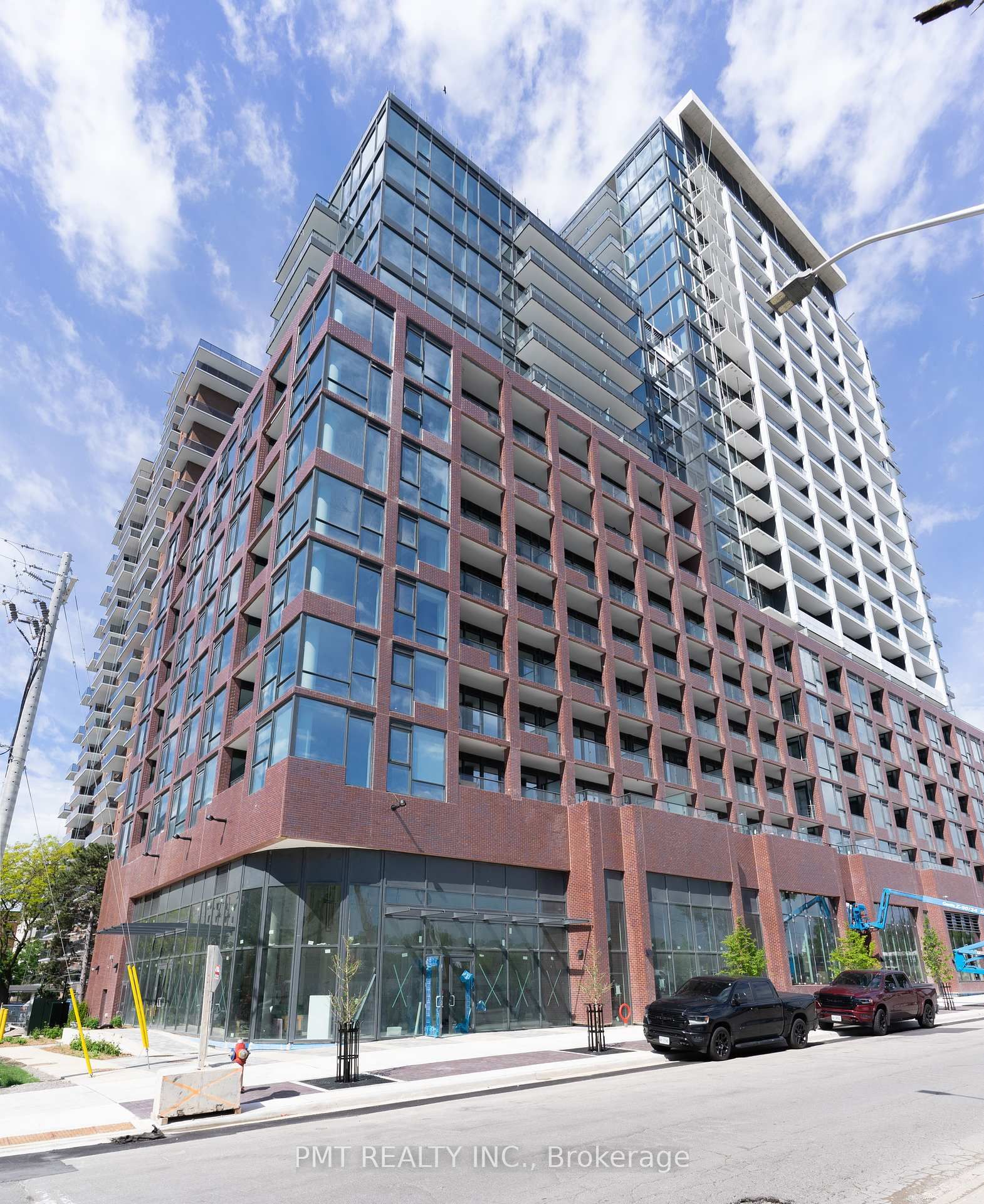 Condo for lease at 710-28 Ann Street, Mississauga, Port Credit, L5G 3G1 - MLS: W12162476