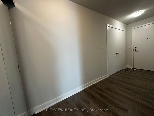 3806 - 430 Square One Drive