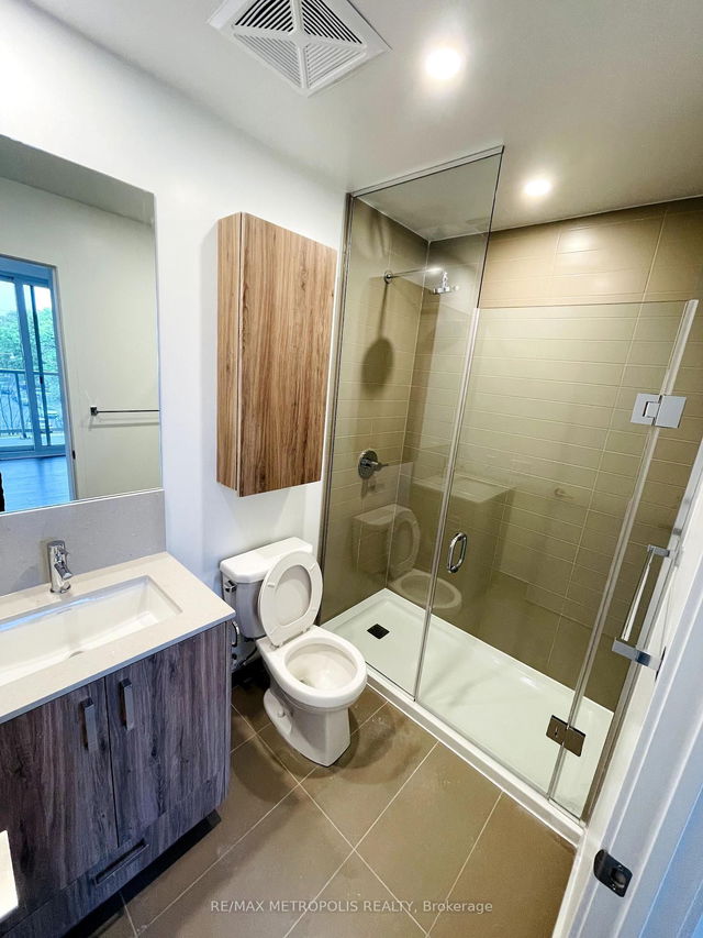 325 - 1787 St Clair Avenue