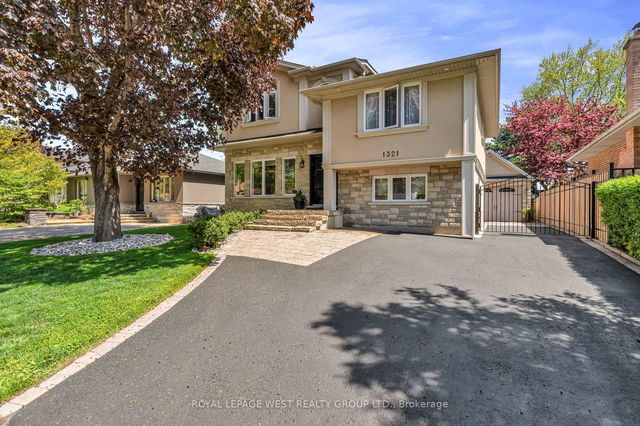 1321 Canford Crescent