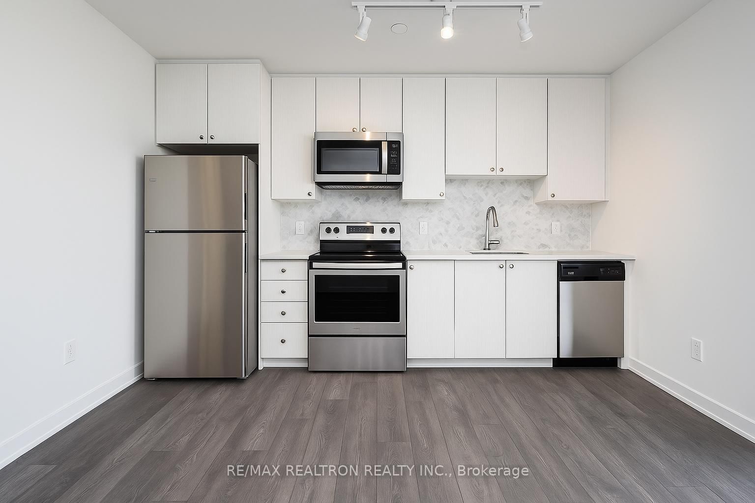 Condo for sale at 2106-10 Wilby Crescent, Toronto, Weston, M9N 1E5 - MLS: W12162597