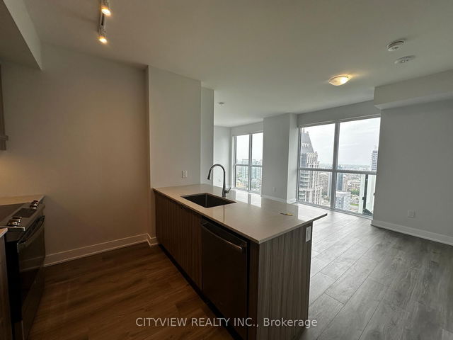 4103 - 430 Square One Drive