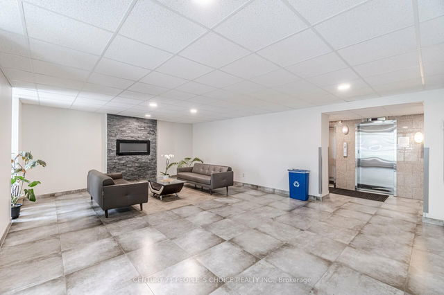 205 - 3065 Queen Frederica Drive