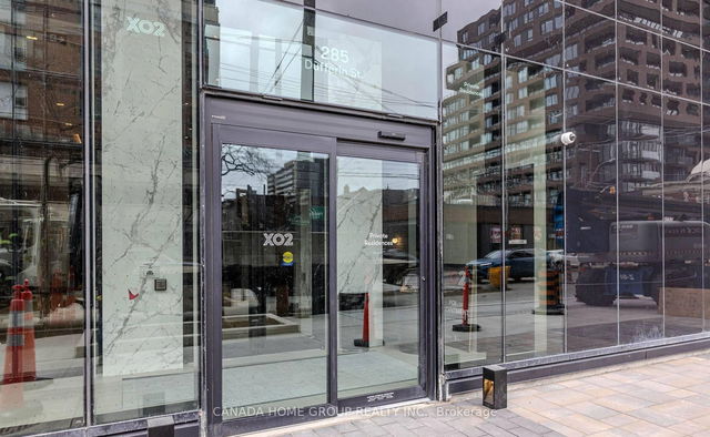 419 - 285 Dufferin Street