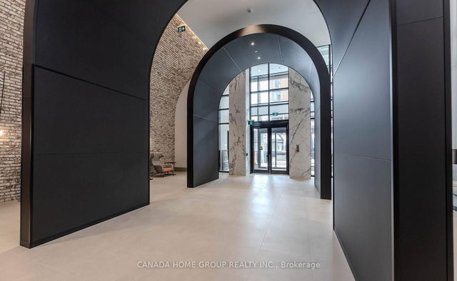 419 - 285 Dufferin Street