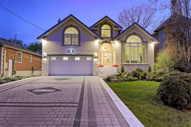 18 Northglen Avenue