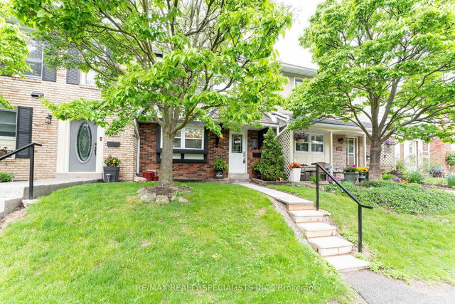 4 - 2230 Upper Middle Road, Burlington | Terminated, W12162948 | Condos.ca