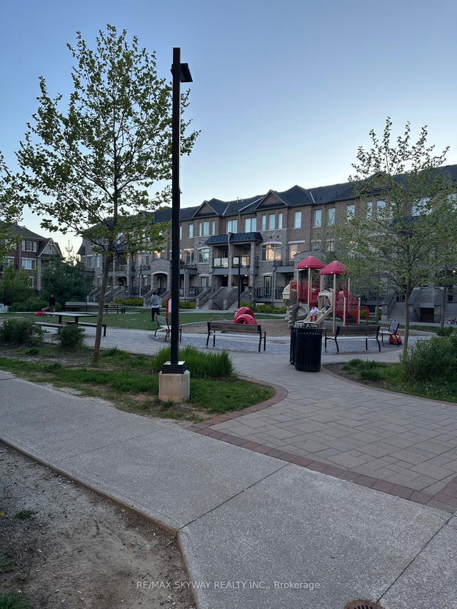 179 - 200 Veterans Drive