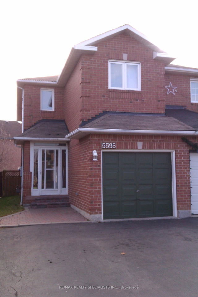 5595 CORTINA Crescent