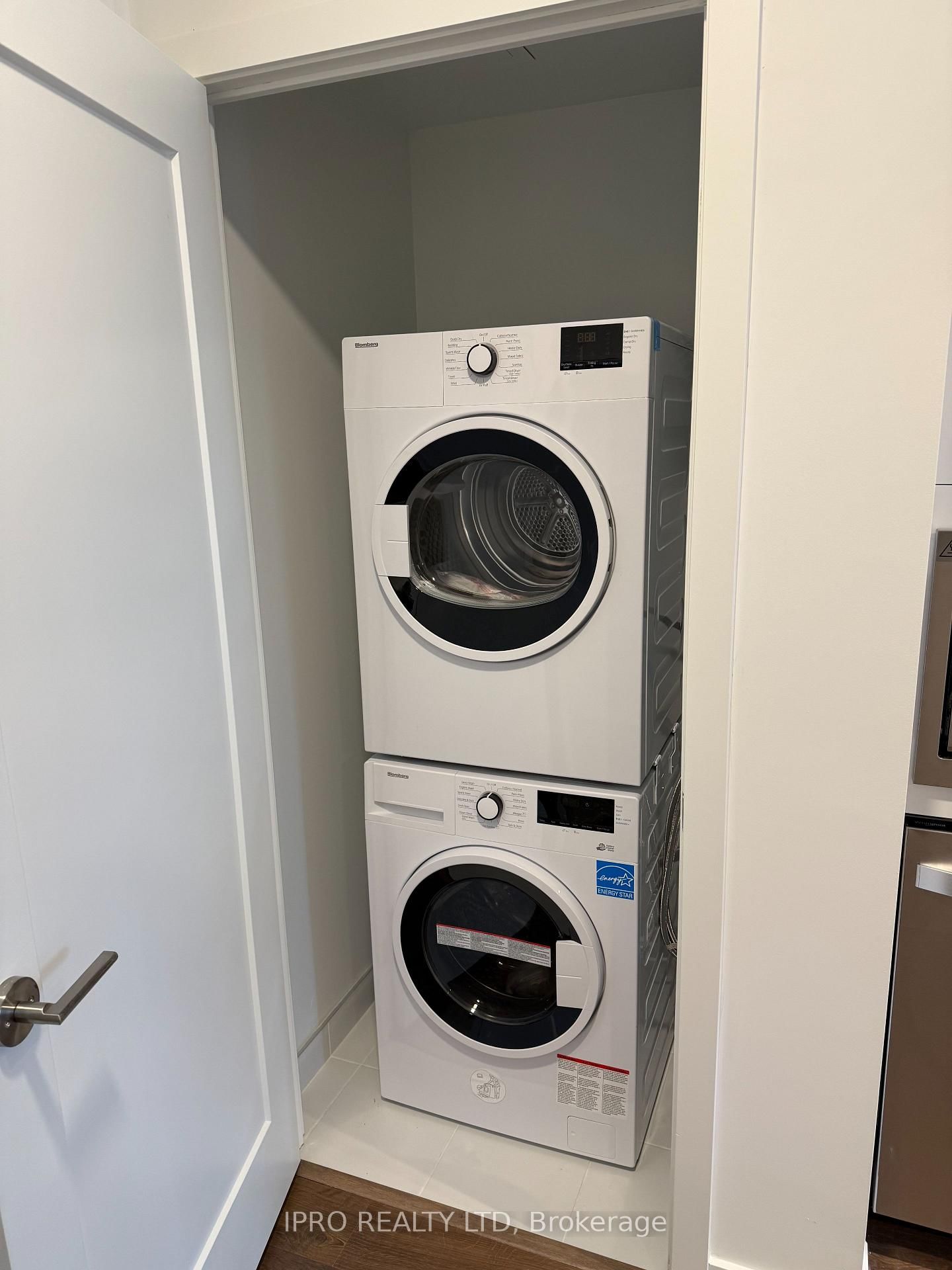 5105 Hurontario Street N, Unit 322 - Photo 14