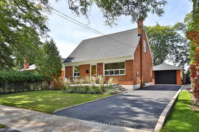 20 Amesbury Drive