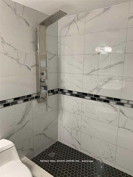 Bsmt - 10 Fort Williams Dr, Brampton, L6X 0W5 | Image 3