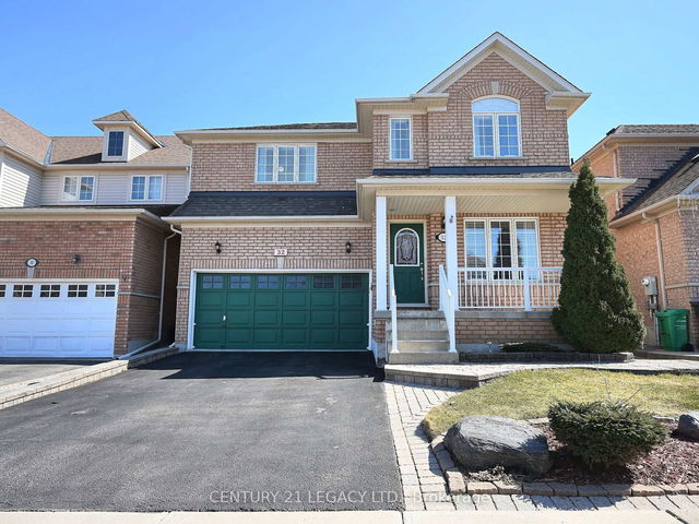 32 Bluewater Crescent