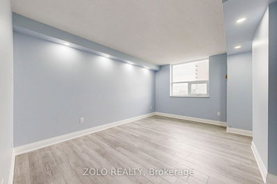 Unit 901 — 4 Lisa St, Brampton - Queen Street Corridor image-0-4