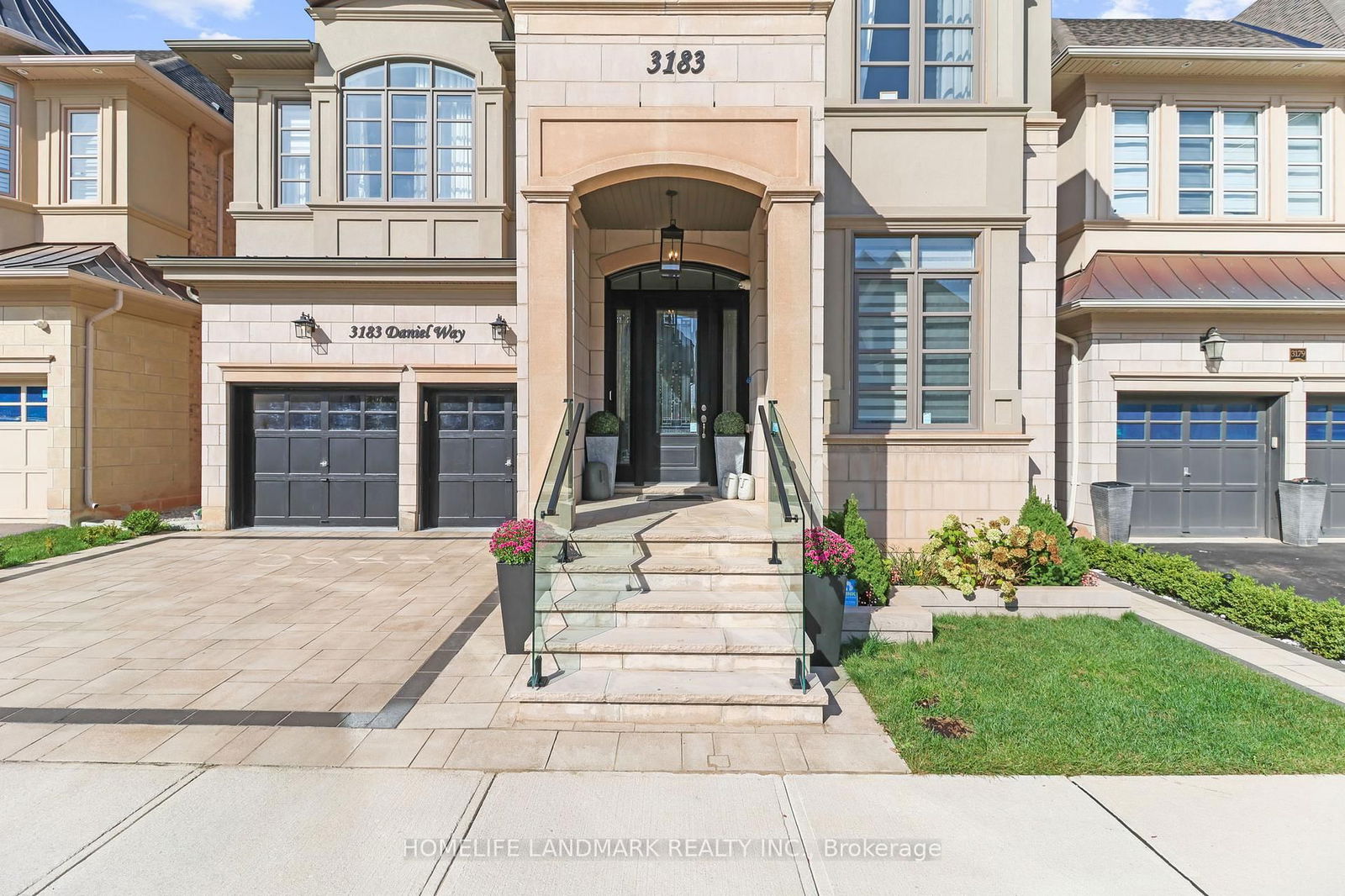 Detached House for sale at 3183 Daniel Way, Oakville, Glenorchy, L6H 0V7 - MLS: W12164348