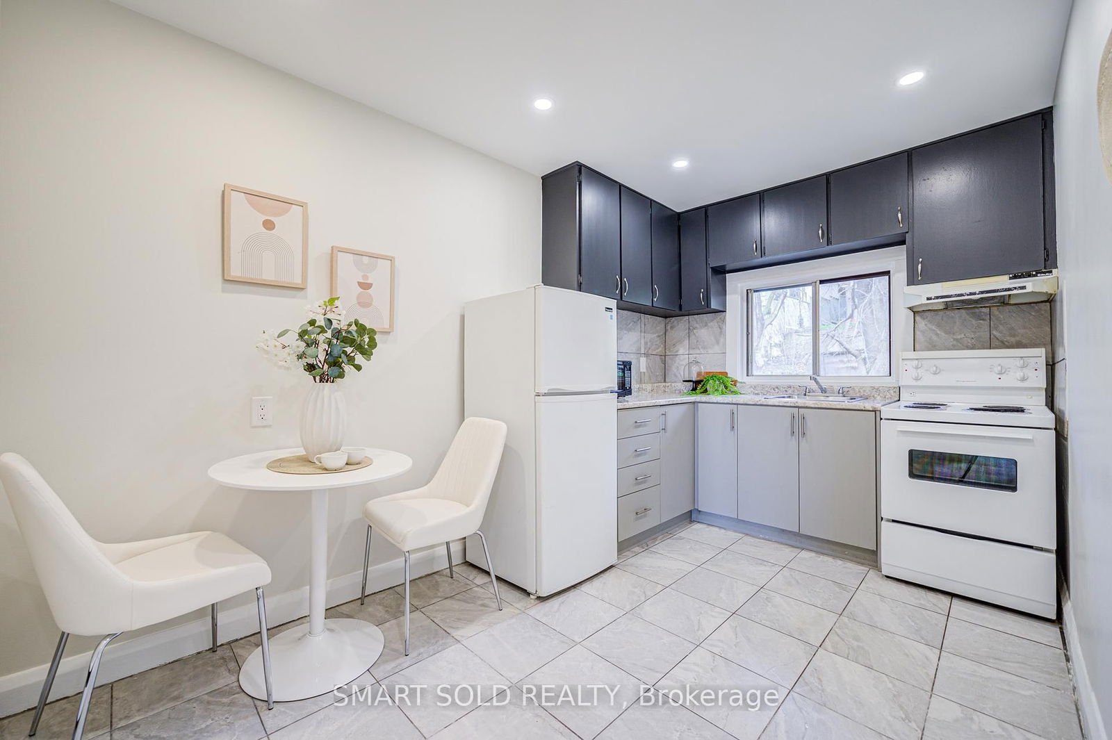 Semi-Detached House for sale at 1366 Davenport Road, Toronto, Corso Italia-Davenport, M6H 2G9 - MLS: W12164365