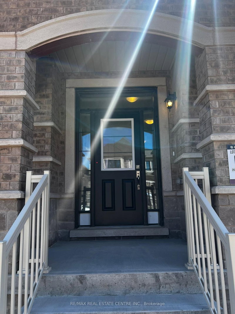 292 BERGAMOT Ave, Milton, L9E 2G1 | Image 3