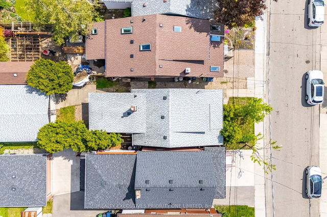 42 Rutherford Avenue