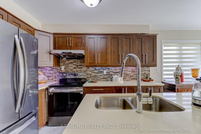 5872 Yachtsman Crossing Boulevard — photo 6