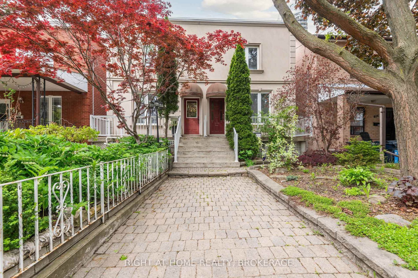 Semi-Detached House for sale at 812 Gladstone Avenue, Toronto, Dovercourt-Wallace Emerson-Junction, M6H 3J6 - MLS: W12164543