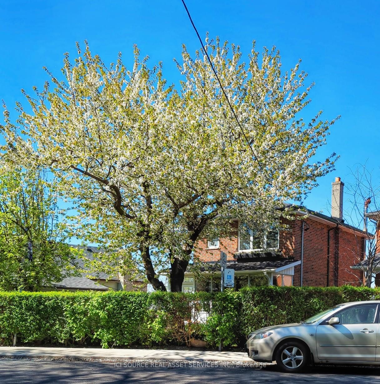 Detached House for sale at 362 Silverthorn Avenue, Toronto, Keelesdale-Eglinton West, M6M 3G8 - MLS: W12164555
