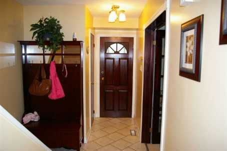 103 Nancy Mccredie Dr, Brampton, L6X2N4 | Image 2