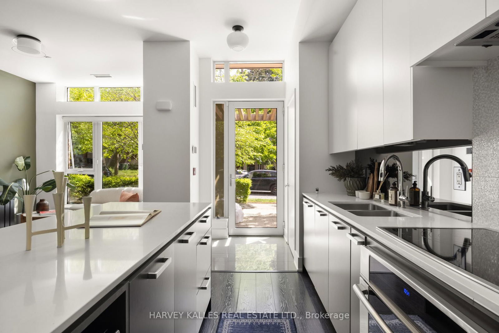 Townhouse for sale at TH 105-1830 Bloor Street, Toronto, High Park North, M6P 0A2 - MLS: W12164962