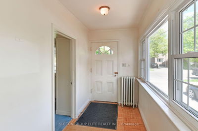 54 Thirty First St, Toronto - Long Branch image-0-1