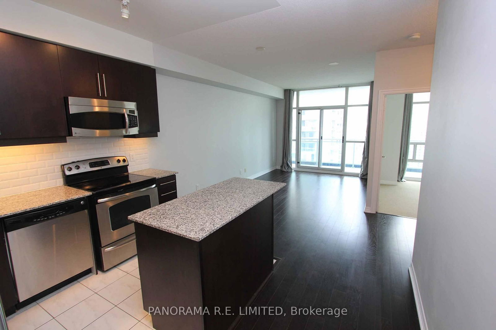 Condo for sale at 2408-223 Webb Drive, Mississauga, City Centre, L5B 0E8 - MLS: W12165482