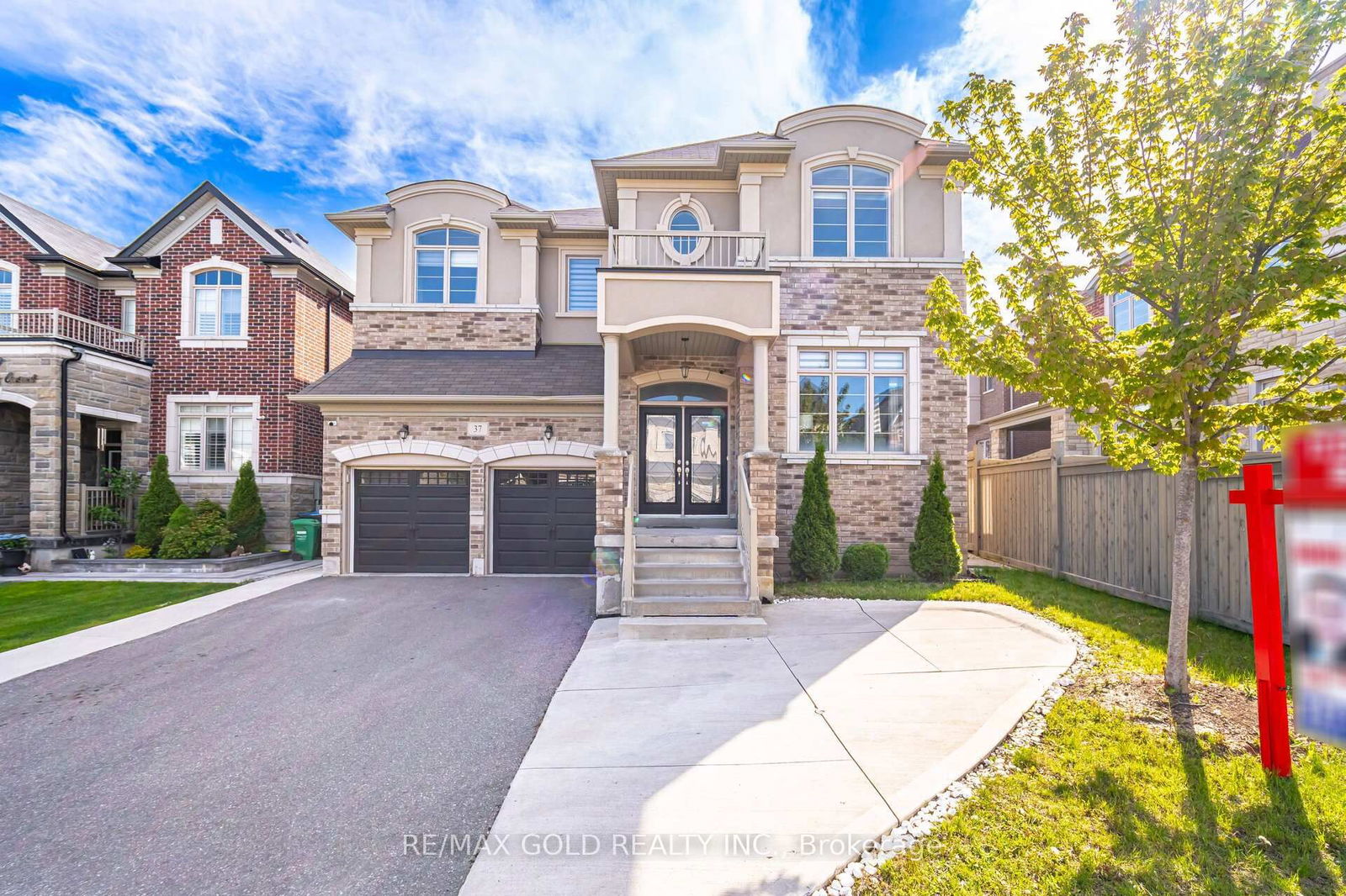 Detached House for sale at 37 Observatory Crescent, Brampton, Toronto Gore Rural Estate, L6P 4H9 - MLS: W12165598