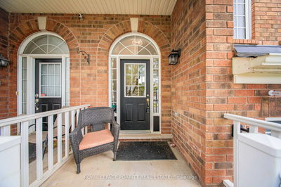151 Decker Hollow Circ, Brampton - Credit Valley image-0-1