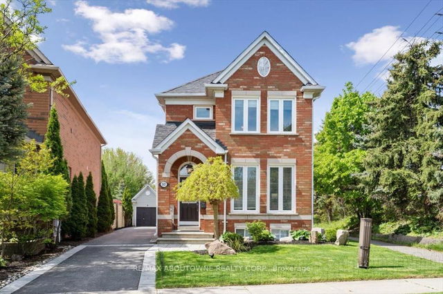 2622 Ironwood Crescent