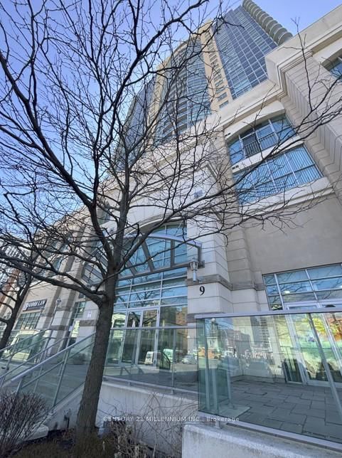 1008 - 9 George Street