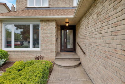 521 Vanier Dr, Milton - Bronte Meadows image-0-1