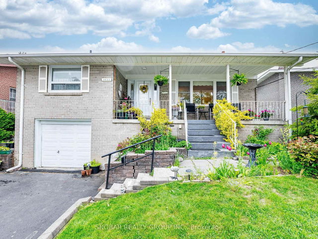 3623 Queenston Drive