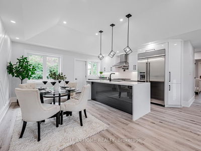 3 Rollins Pl, Toronto - Islington-City Centre West