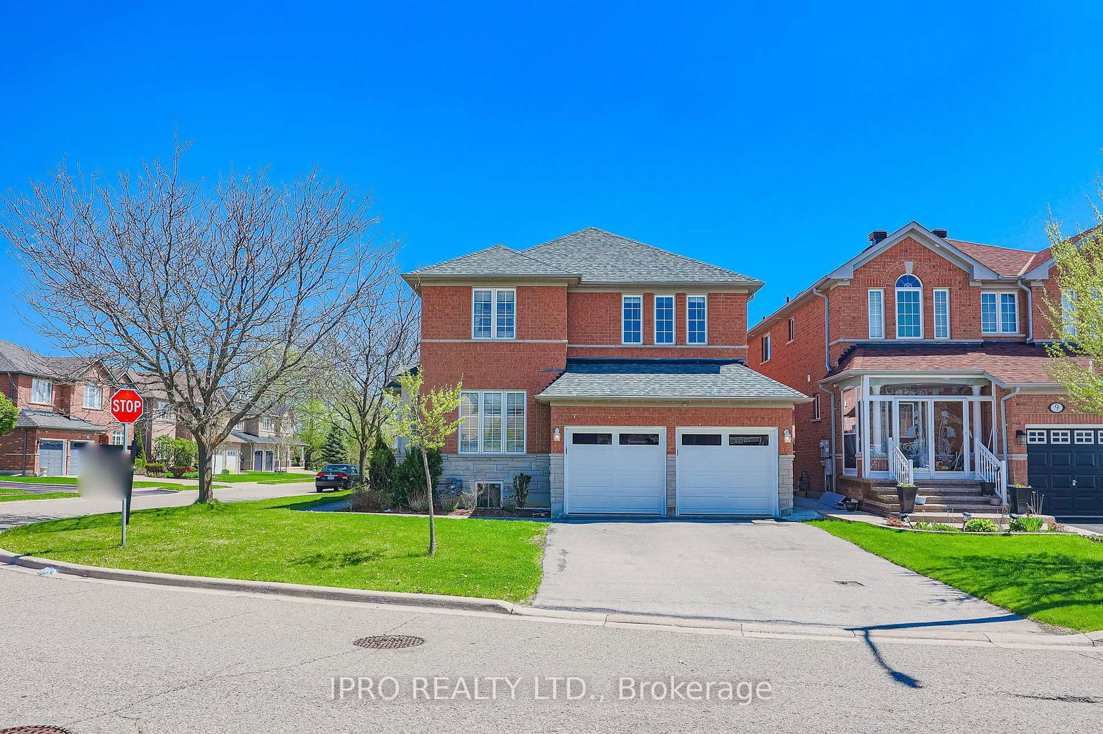 Detached House for sale at 14 Martineau Road, Brampton, Ontario, L6P 1H2 - Bram East - MLS: W12166916