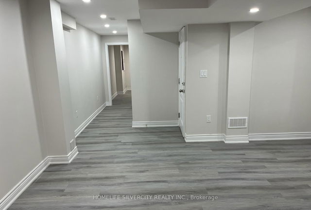 Bsmt - 29 Lathbury Street
