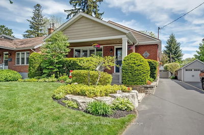 379 Delaware Ave, Burlington - Brant