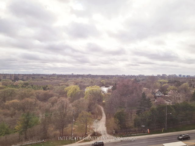 1105 - 3077 Weston Road