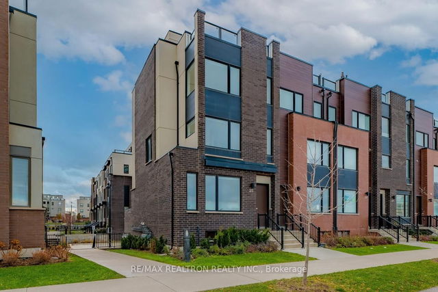 213 Downsview Park Boulevard