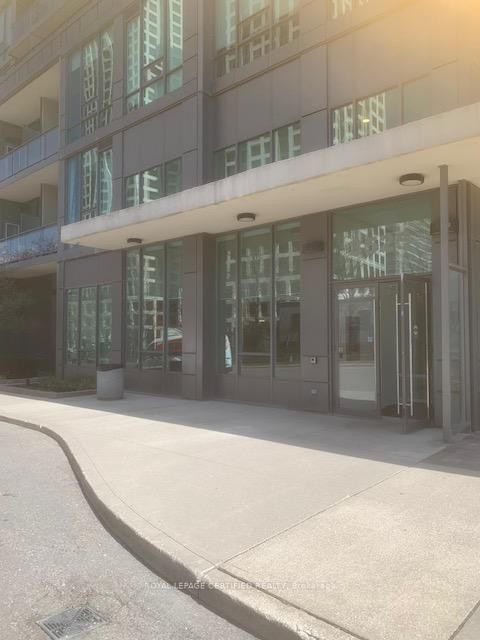 2110 - 3525 Kariya Drive
