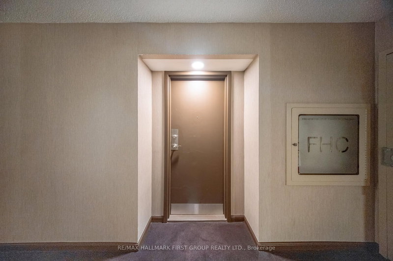 218 - 8351 McLaughlin Rd S, Brampton, L6Y 4H8 | Image 2