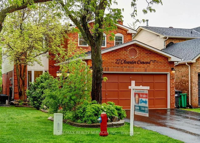27 Oleander Crescent
