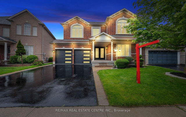 50 Amboise Crescent