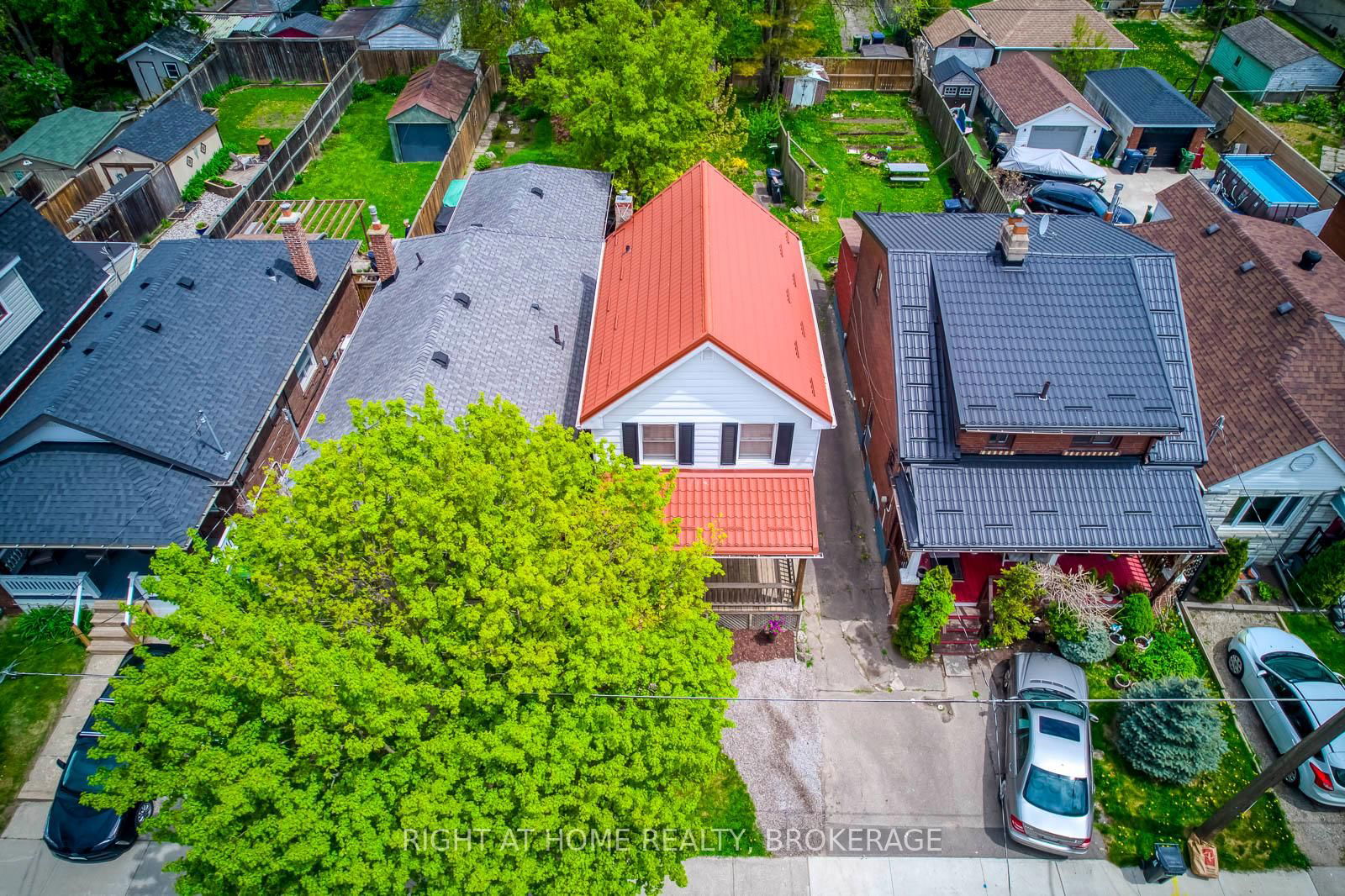 Detached House for sale at 39 Sixteenth Street, Toronto, New Toronto, M8V 3J7 - MLS: W12168394