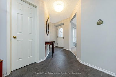 Unit 6 — 500 Silverthorne Cres, Mississauga - Hurontario image-0-4