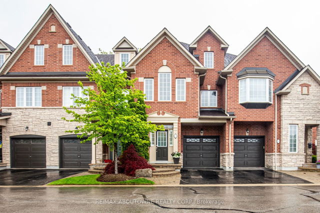 21 - 300 Ravineview Way